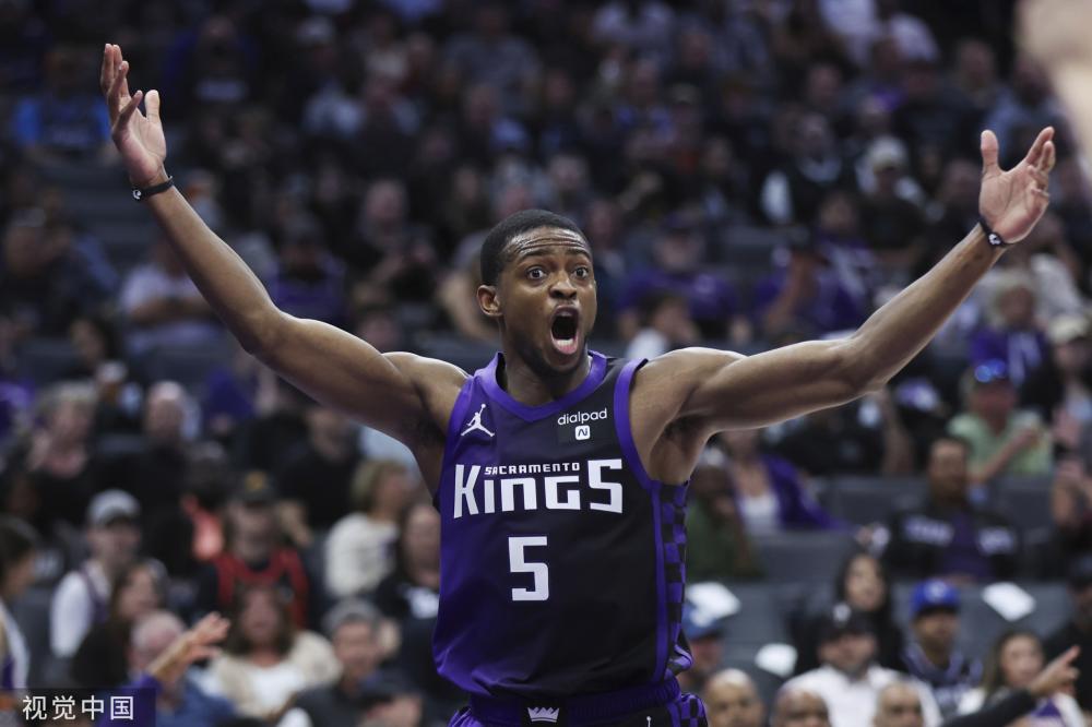 球屹立于世 球屹立于世