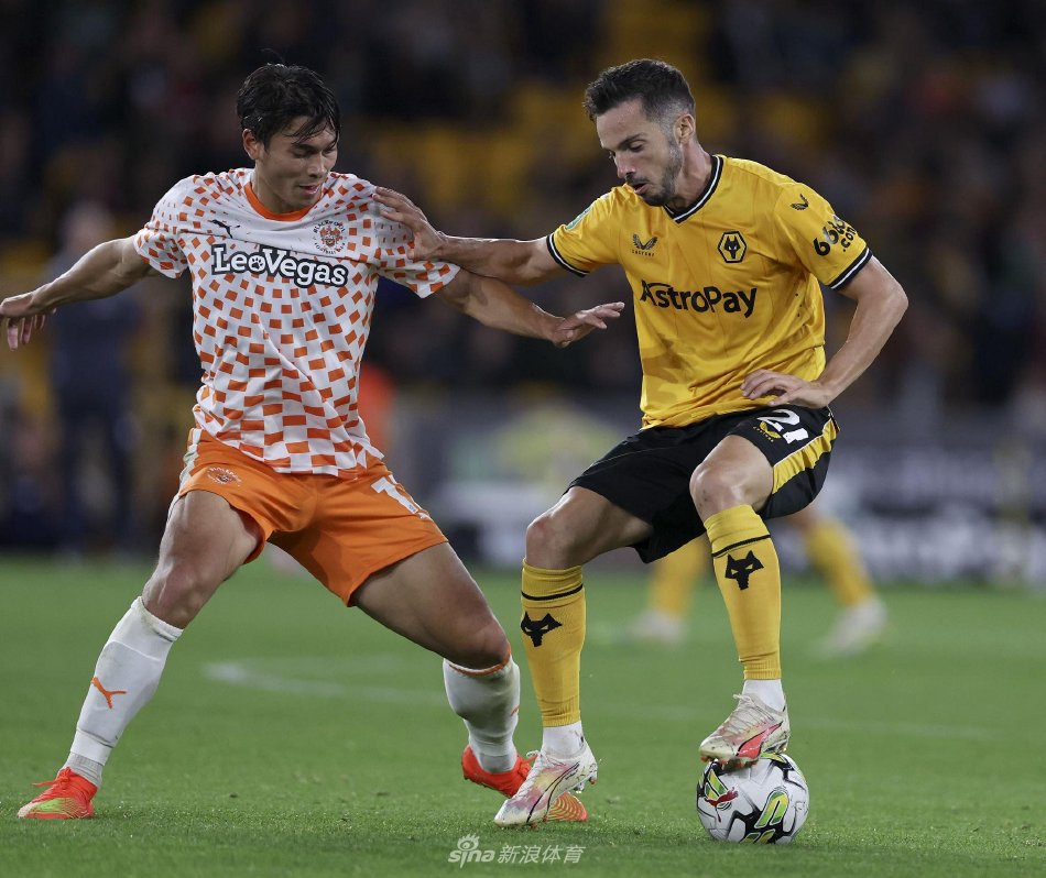 拥有多名国 拥有多名国