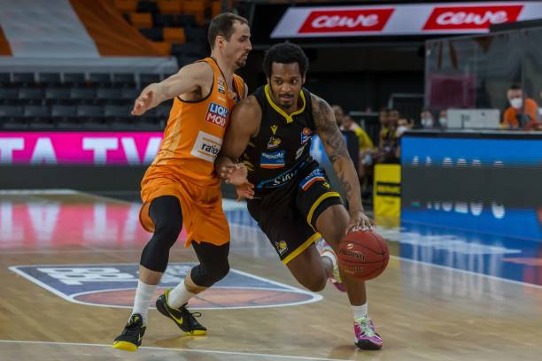 她不止是高 她不止是高